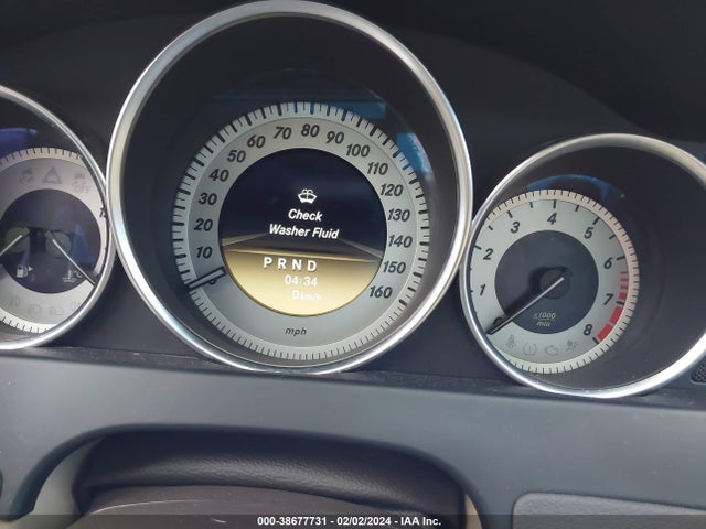 2012 MERCEDES-BENZ C 250 LUXURY/SPORT VIN: WDDGF4HB5CR228530
