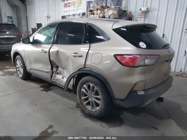 Ford ESCAPE SE 2020 1FMCU9G64LUB41940 Image 3