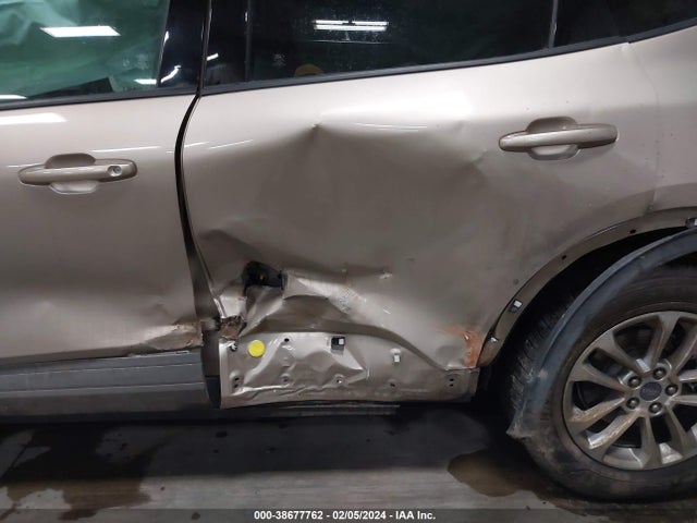 Ford ESCAPE SE 2020 1FMCU9G64LUB41940 Image 6