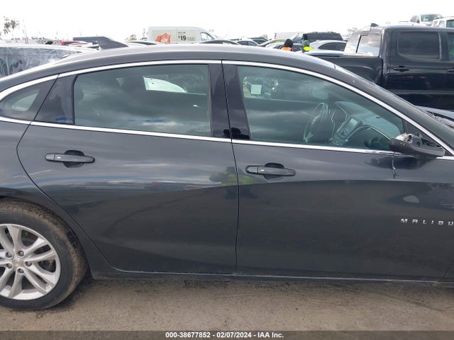 2018 Chevrolet Malibu Lt მანქანა იყიდება აუქციონზე, vin: 1G1ZD5ST8JF149327, აუქციონის ნომერი: 38677852
