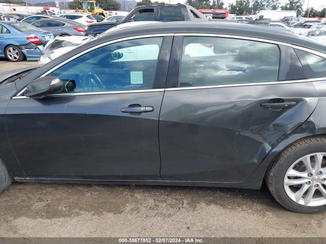 2018 Chevrolet Malibu Lt მანქანა იყიდება აუქციონზე, vin: 1G1ZD5ST8JF149327, აუქციონის ნომერი: 38677852