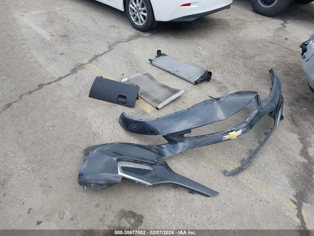 2018 Chevrolet Malibu Lt მანქანა იყიდება აუქციონზე, vin: 1G1ZD5ST8JF149327, აუქციონის ნომერი: 38677852