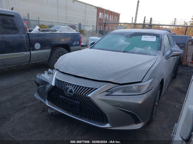 58ADZ1B1XMU090876 Lexus ES 350