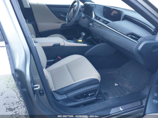 58ADZ1B1XMU090876 Lexus ES 350