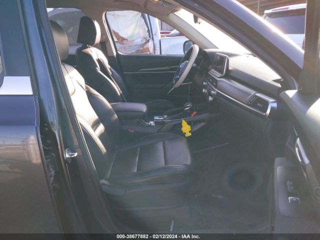 5XYP24HC1NG234888 KIA Telluride Lx