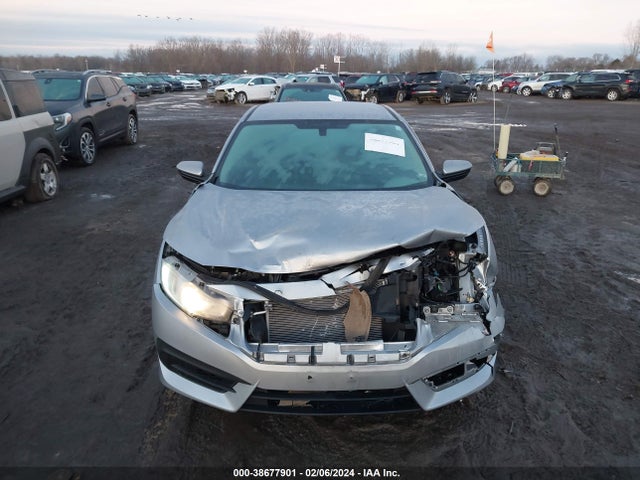 Honda Civic Lx 2018 19XFC2F53JE042509 Image 12