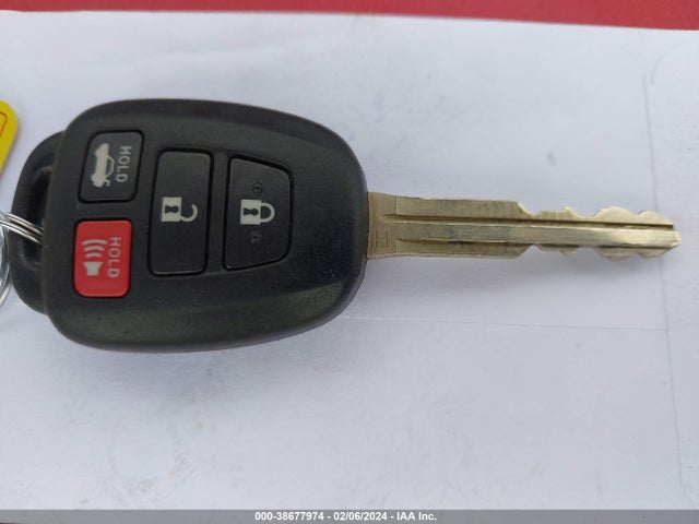 Toyota COROLLA LE 2016 2T1BURHE8GC498336 Image 11