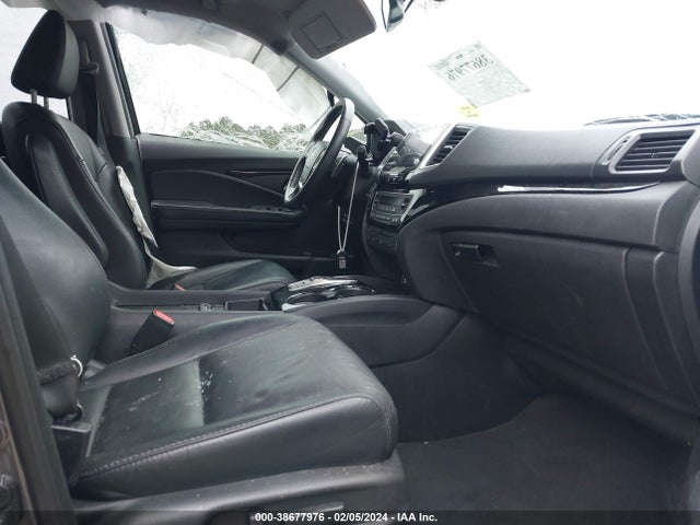 Honda Pilot Touring 2018 5FNYF5H97JB023490 Image 5