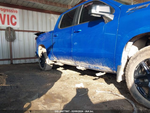 1GCUDEEDXNZ582528 Chevrolet Silverado 1500 4wd  Short Bed Rst