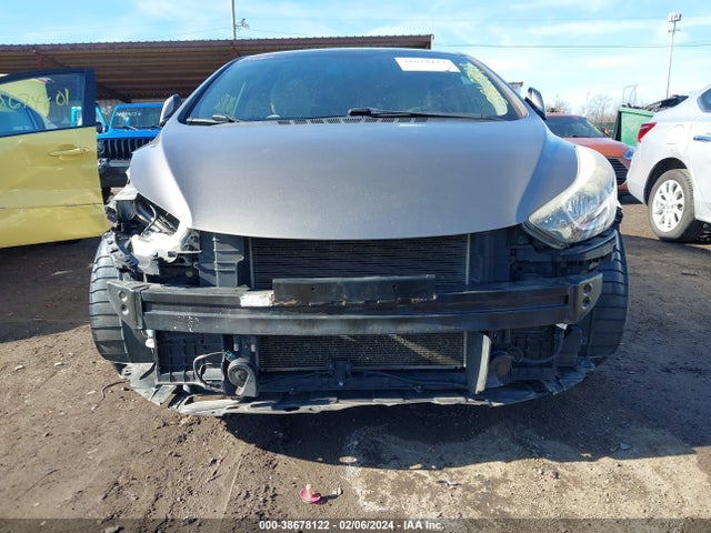 2016 HYUNDAI ELANTRA SE VIN: 5NPDH4AE4GH670594