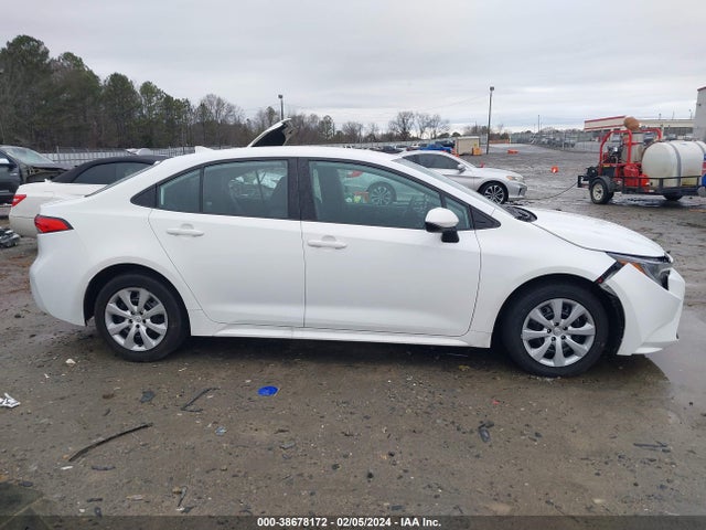 Toyota COROLLA LE 2022 5YFEPMAE4NP276035 Image 13