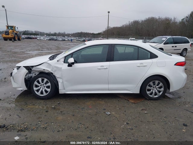 Toyota COROLLA LE 2022 5YFEPMAE4NP276035 Image 14