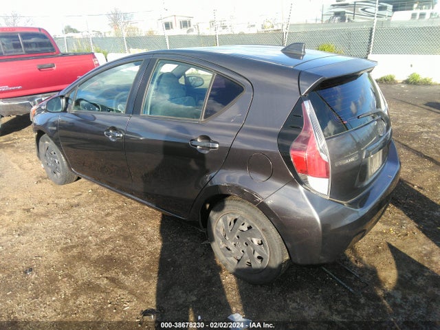 Toyota PRIUS C 2015 JTDKDTB3XF1086605 Image 16