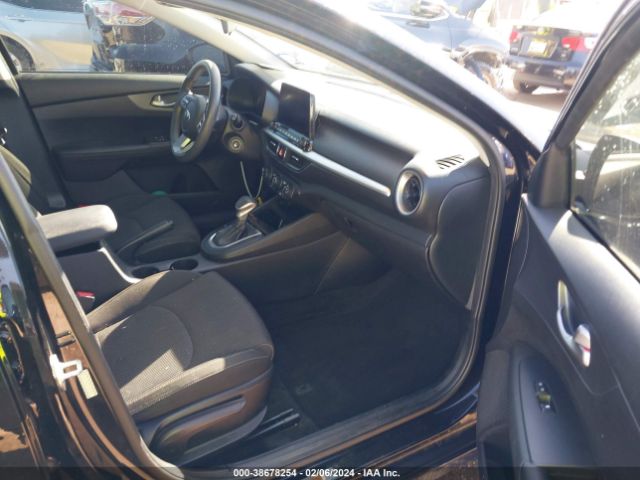 3KPF24AD8LE223802 KIA Forte Lxs