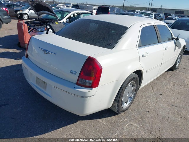 2006 CHRYSLER 300 TOURING VIN: 2C3KA53G76H496144