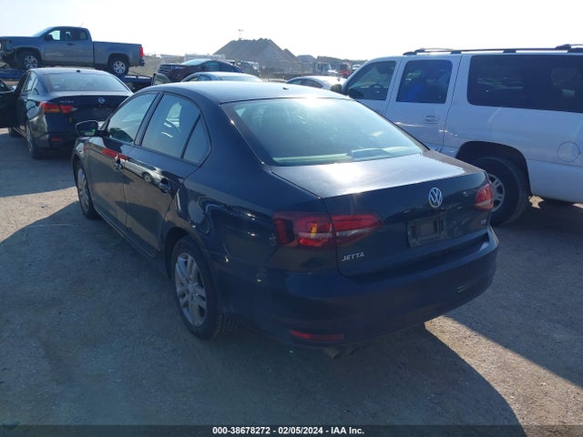 3VW2B7AJ4JM225228 Volkswagen Jetta 1.4t S