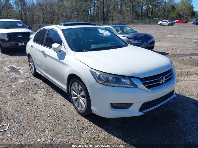 Honda Accord 2014 1HGCR2F82EA048615 Image 13