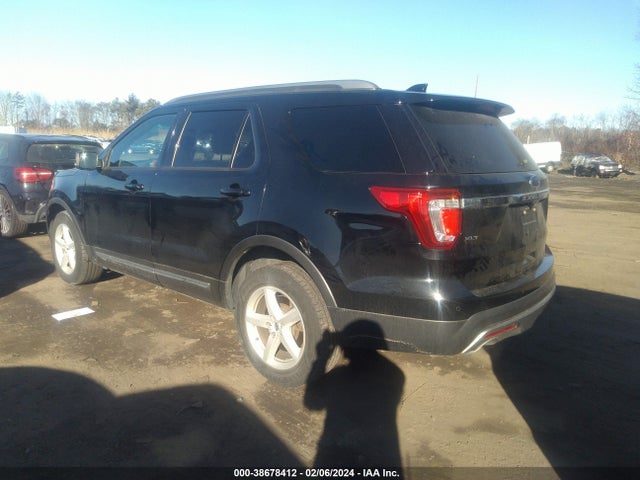 Ford EXPLORER XLT 2017 1FM5K8D81HGA07004 Image 3