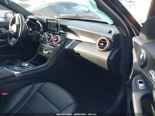 55SWF4JBXHU194001 Mercedes-Benz C 300 Luxury/sport