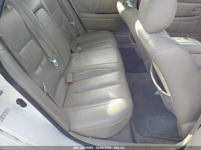 2002 TOYOTA AVALON XLS VIN: 4T1BF28B22U255782
