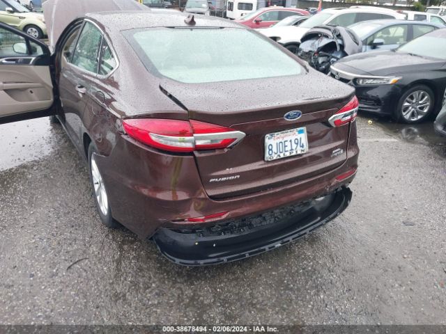 3FA6P0MU0KR221190 Ford Fusion Hybrid Sel