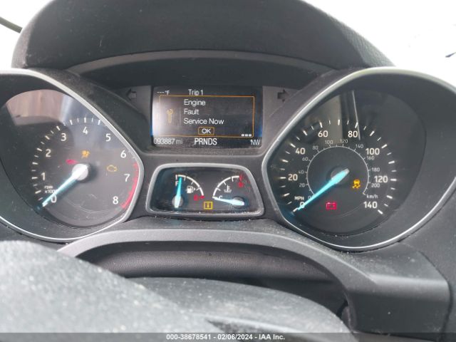 1FMCU0GD4HUB14559 Ford ESCAPE SE
