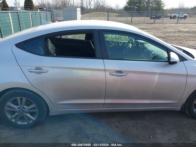 Hyundai ELANTRA SEL 2018 KMHD84LF9JU457459 Image 12