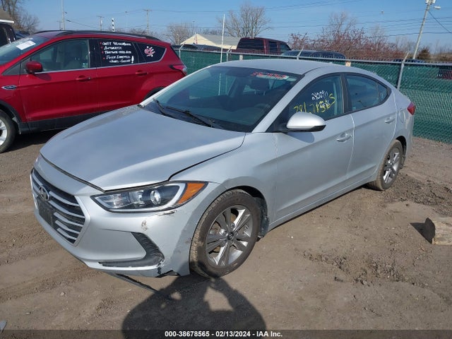 Hyundai ELANTRA SEL 2018 KMHD84LF9JU457459 Image 2
