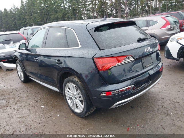 WA1BNAFY9J2064681 Audi Q5 2.0t Premium/2.0t Tech Premium
