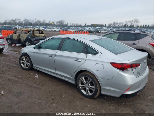 Hyundai SONATA SEL 2018 5NPE34AF0JH632086 Image 3