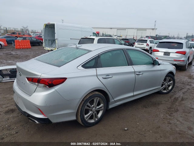 Hyundai SONATA SEL 2018 5NPE34AF0JH632086 Image 4