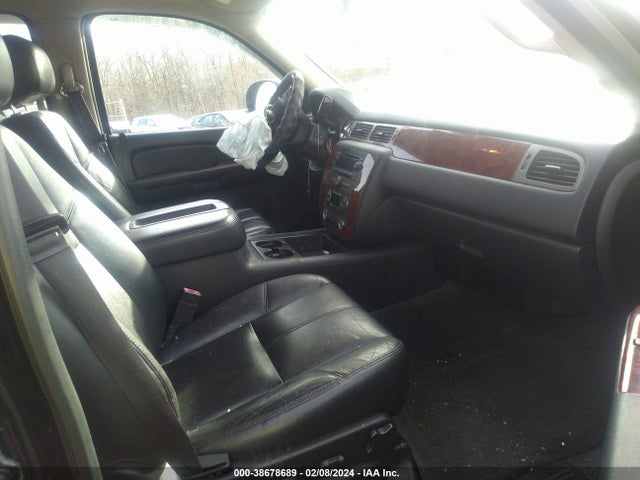 Chevrolet Suburban 1500 Lt 2014 1GNSKJE73ER203733 Image 5