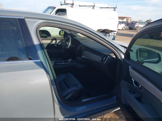 2022 VOLVO S90 LVY062ML6NP276740 Photo 4