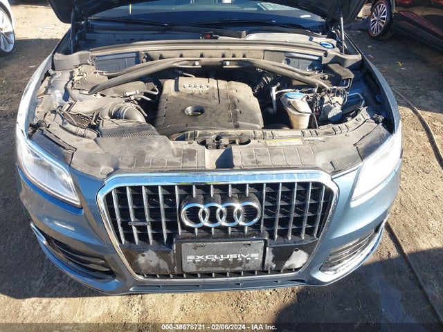 WA1LFAFP7FA029787 Audi Q5 2.0t Premium