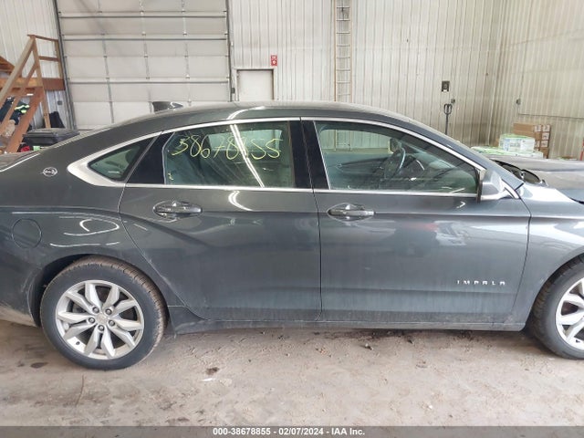 Chevrolet IMPALA 1LT 2018 2G1105S32J9137580 Image 13