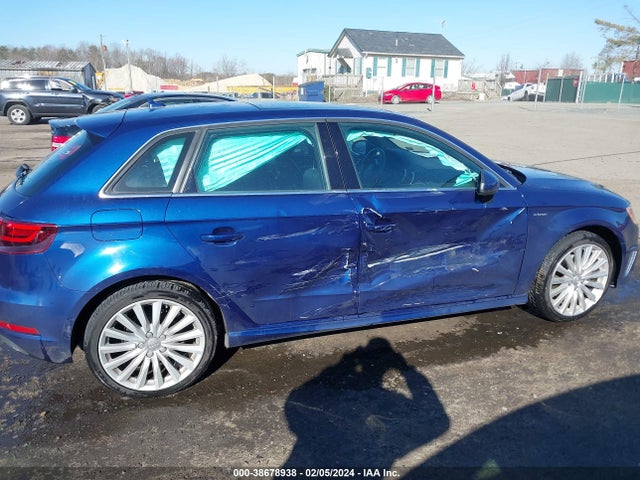 Audi A3 E-tron 1.4t Premium 2016 WAUTPBFF4GA050191 Image 13
