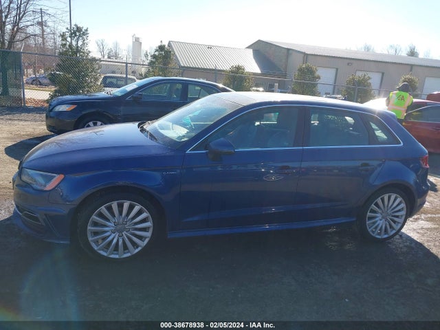 Audi A3 E-tron 1.4t Premium 2016 WAUTPBFF4GA050191 Image 14
