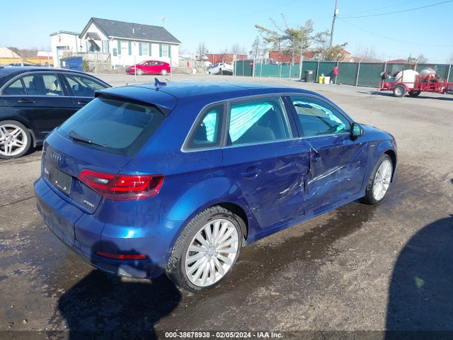 Audi A3 E-tron 1.4t Premium 2016 WAUTPBFF4GA050191 Image 4