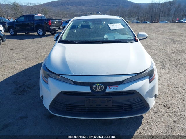 Toyota COROLLA LE 2024 JTDB4MEEXR3017070 Image 12