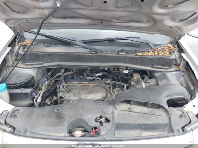 5FNYF3H38FB034344 Honda PILOT SE