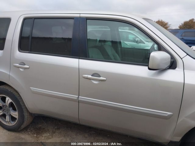 5FNYF3H38FB034344 Honda PILOT SE