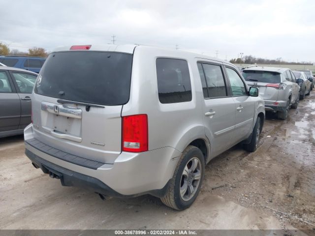 5FNYF3H38FB034344 Honda PILOT SE