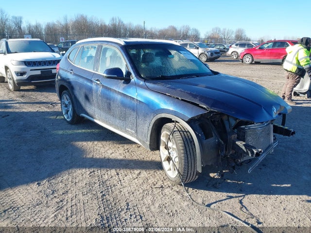 2014 WBAVL1C52EVY20596 main image