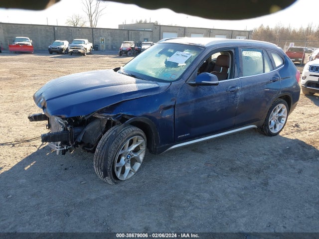 BMW X1 Xdrive28i 2014 WBAVL1C52EVY20596 Image 2