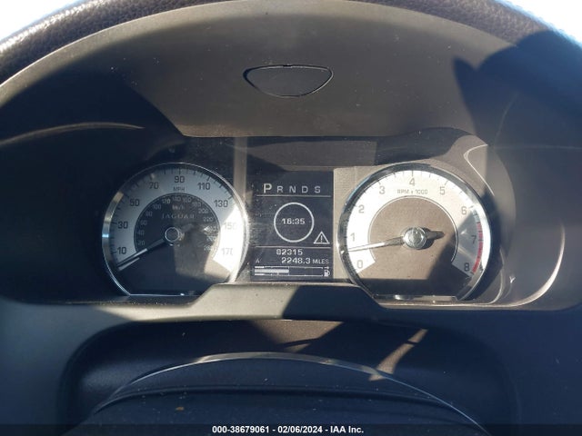 2011 JAGUAR XF SAJWA0GB7BLR93160 Photo 6