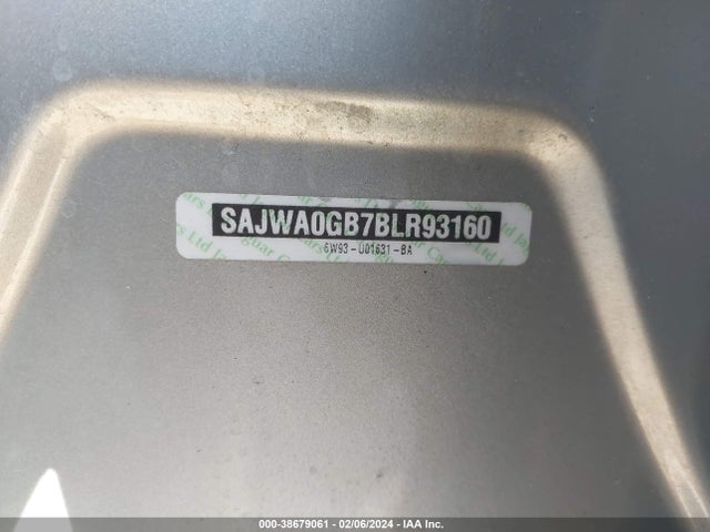 2011 JAGUAR XF SAJWA0GB7BLR93160 Photo 8