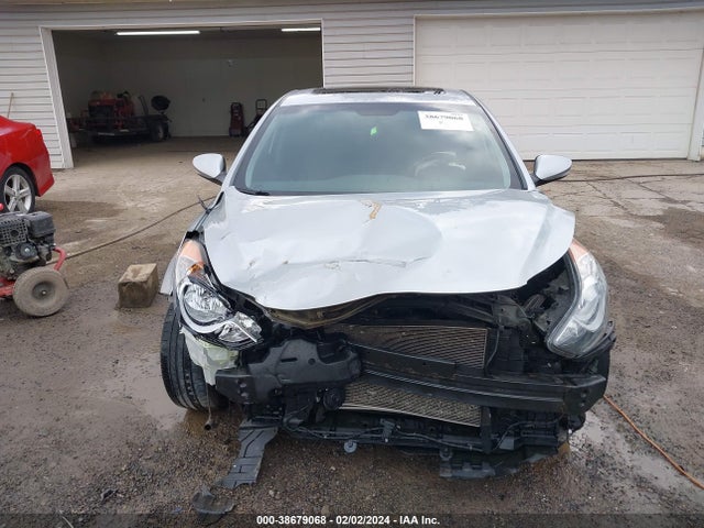 2011 HYUNDAI ELANTRA LIMITED VIN: 5NPDH4AE2BH075607