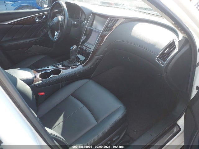 2019 INFINITI Q50 3.0T LUXE VIN: JN1EV7AP7KM511778