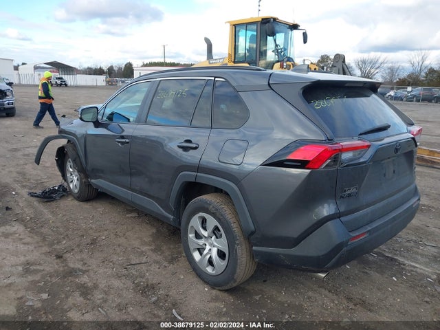 Toyota RAV4 LE 2020 2T3G1RFV0LW089703 Image 3
