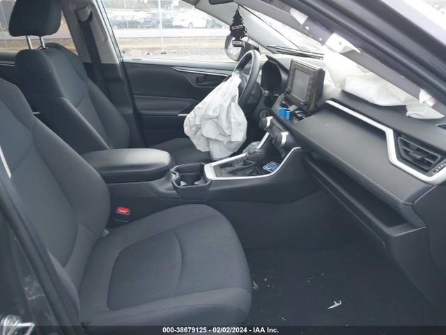 Toyota RAV4 LE 2020 2T3G1RFV0LW089703 Image 5